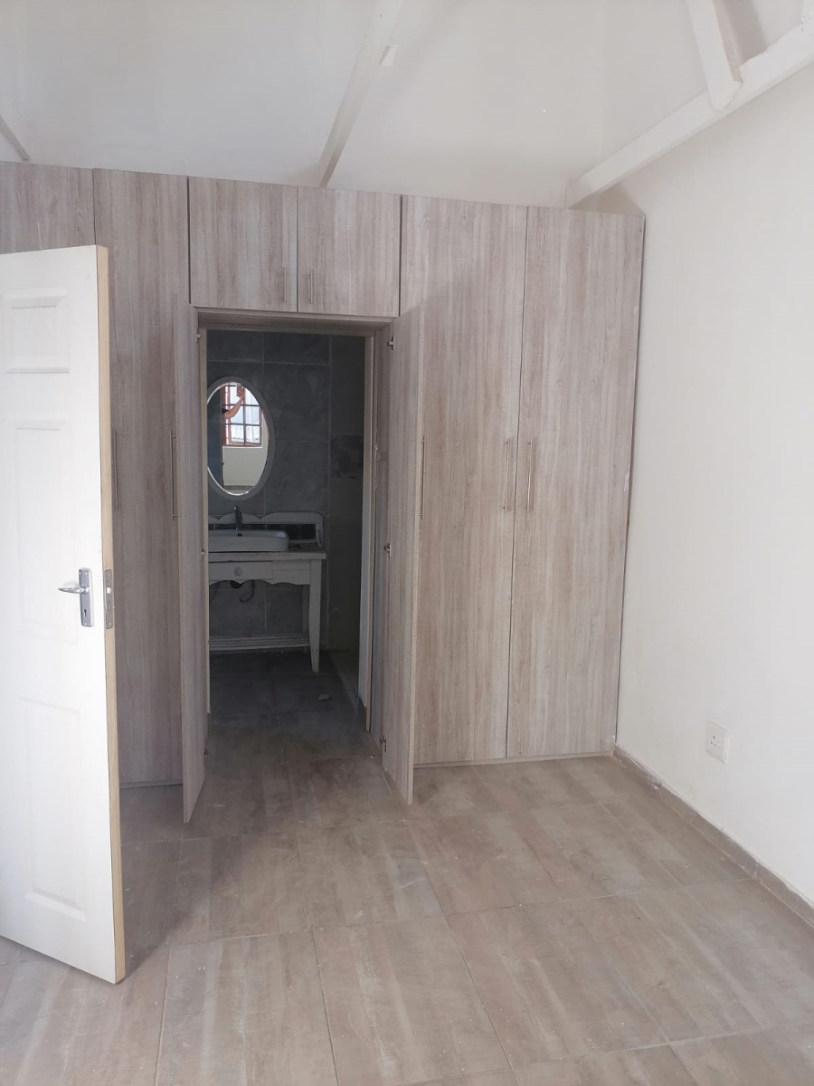 To Let 1 Bedroom Property for Rent in Queenstown Central Eastern Cape